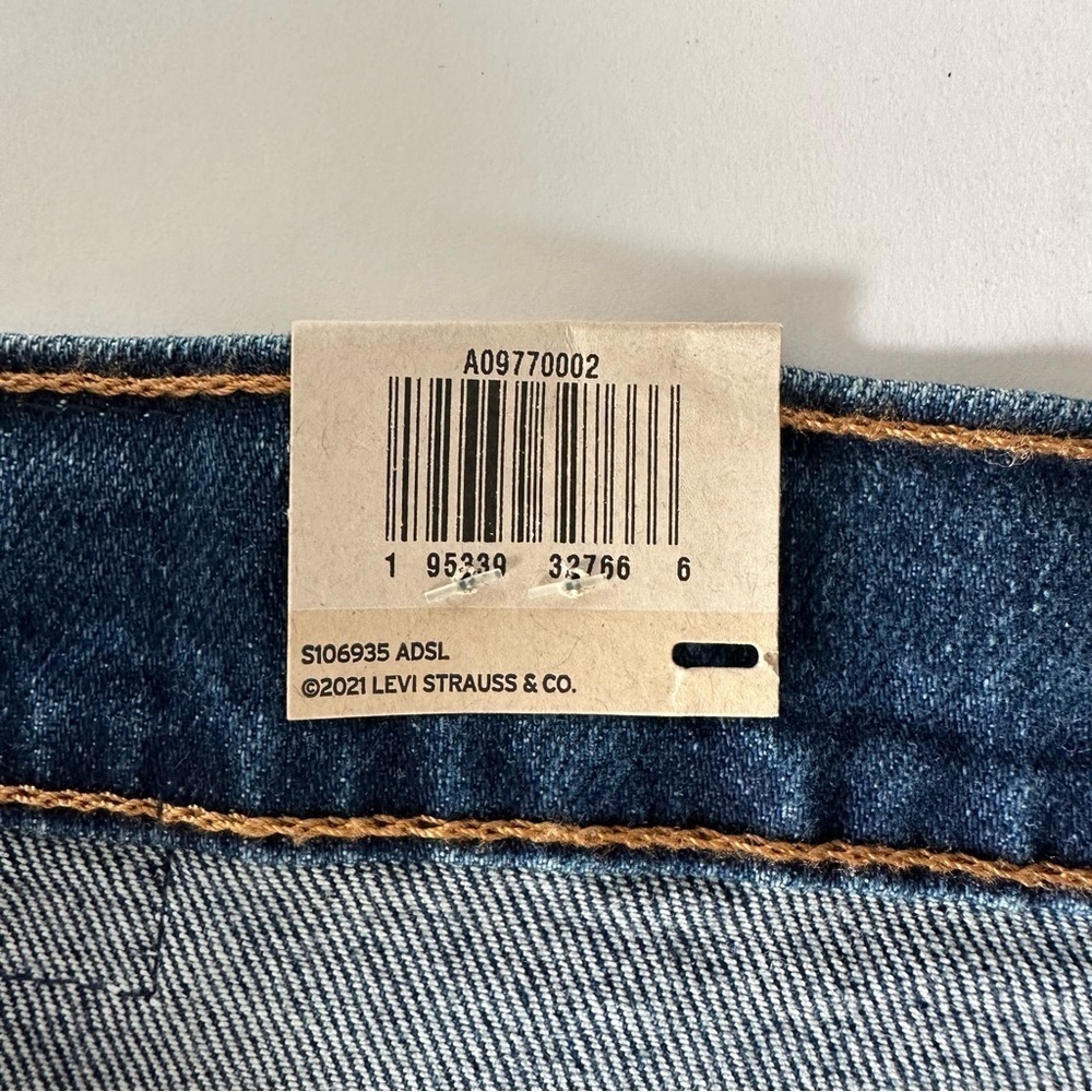 New Levi's Wedgie Straight Button Fly Size 24W Denim Jeans - Picture 13 of 14